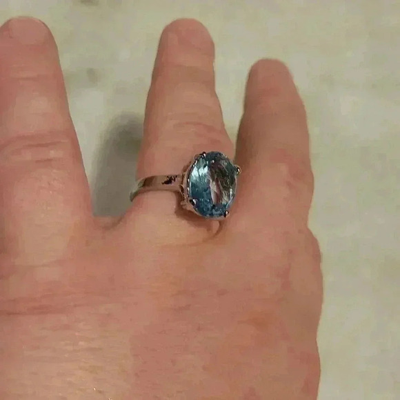 Engagement wedding new ring - Picture 5 of 6